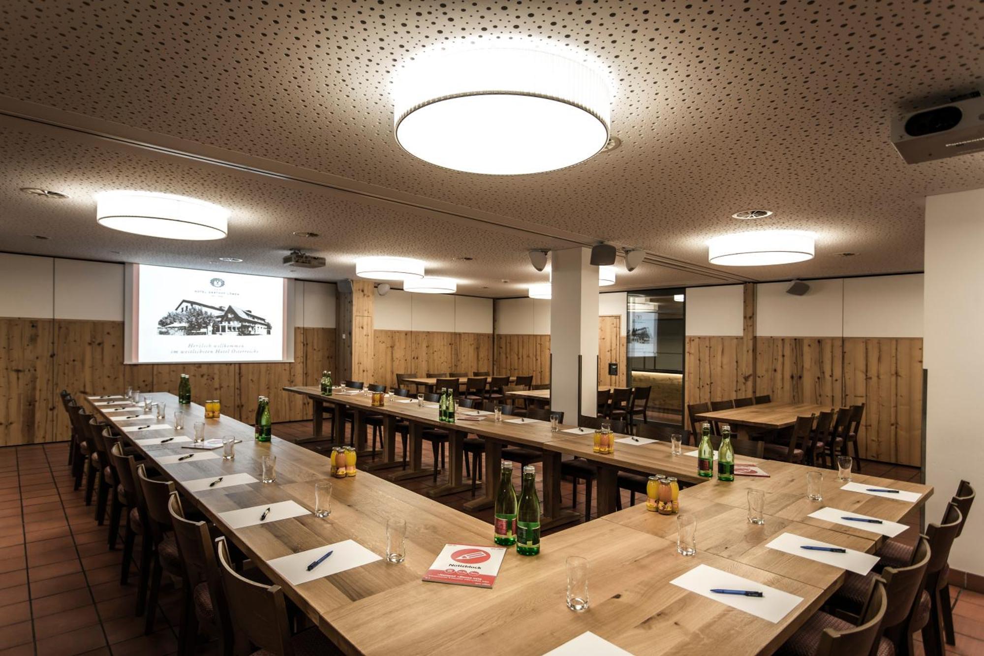 Hotel-Gasthof Loewen Feldkirch Bagian luar foto