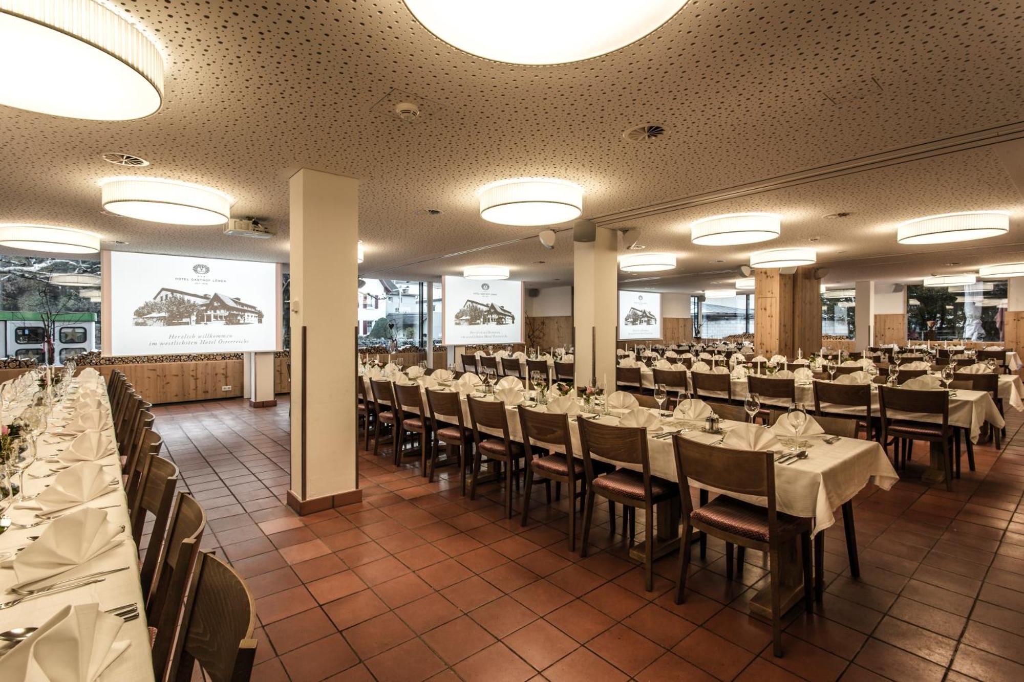 Hotel-Gasthof Loewen Feldkirch Bagian luar foto