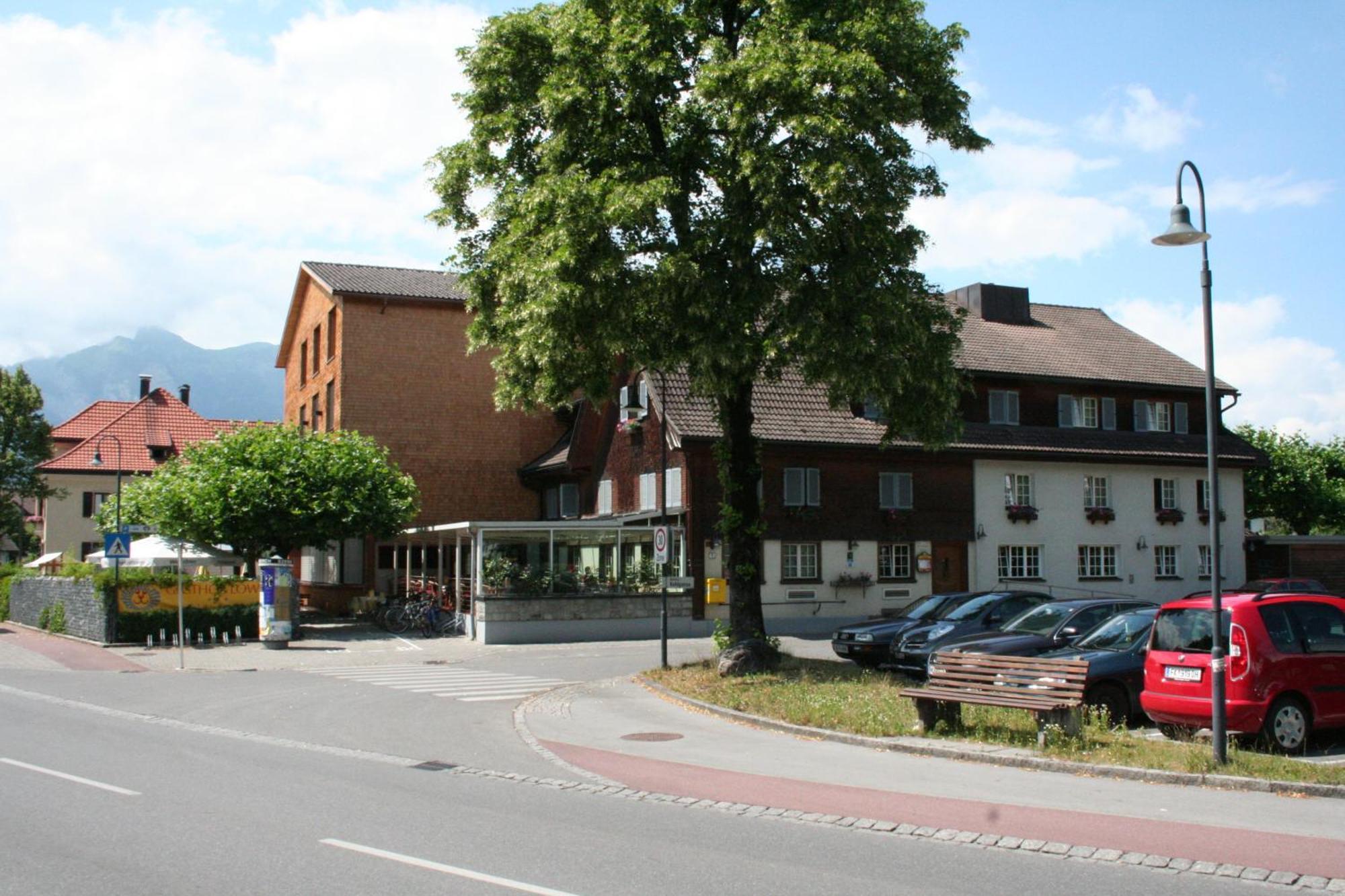 Hotel-Gasthof Loewen Feldkirch Bagian luar foto