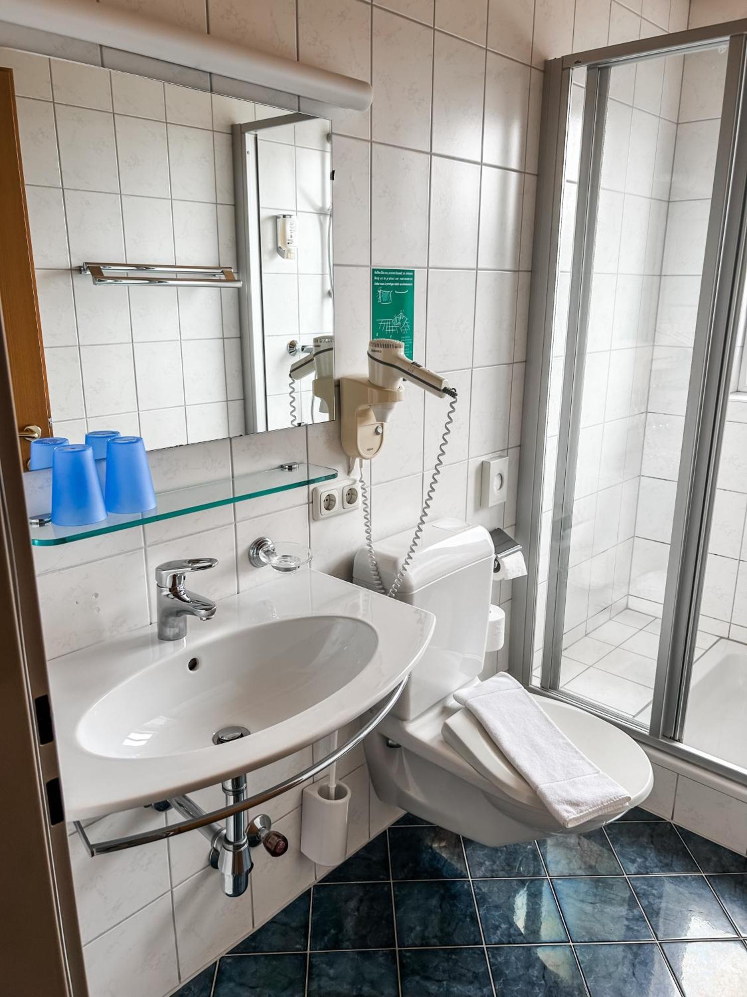 Hotel-Gasthof Loewen Feldkirch Bagian luar foto